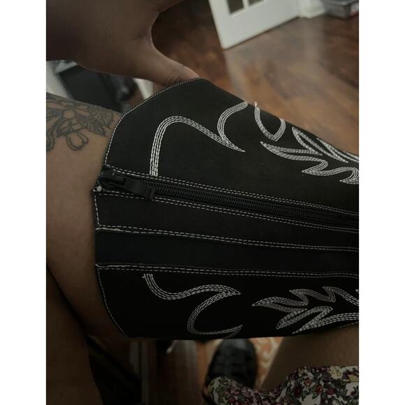 NWT TORRID Tall Shaft Heeled Western Boot Black Size 6 Wide Calf Country - Picture 13 of 16